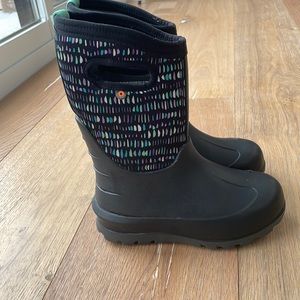 Girls BOGS boots